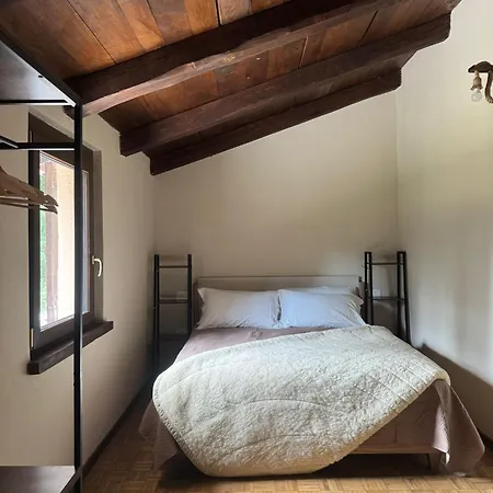 Malga Filippi 1241 فندق Polino